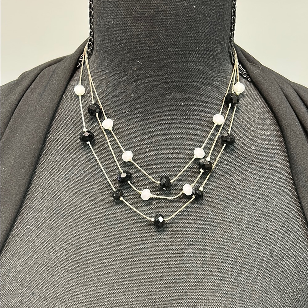 Elegant Black and White Beaded Necklace